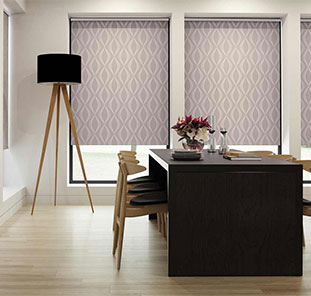 Свободновисящая рольштора с принтом