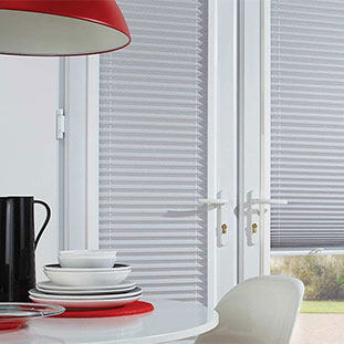 Шторы плиссе белого цвета